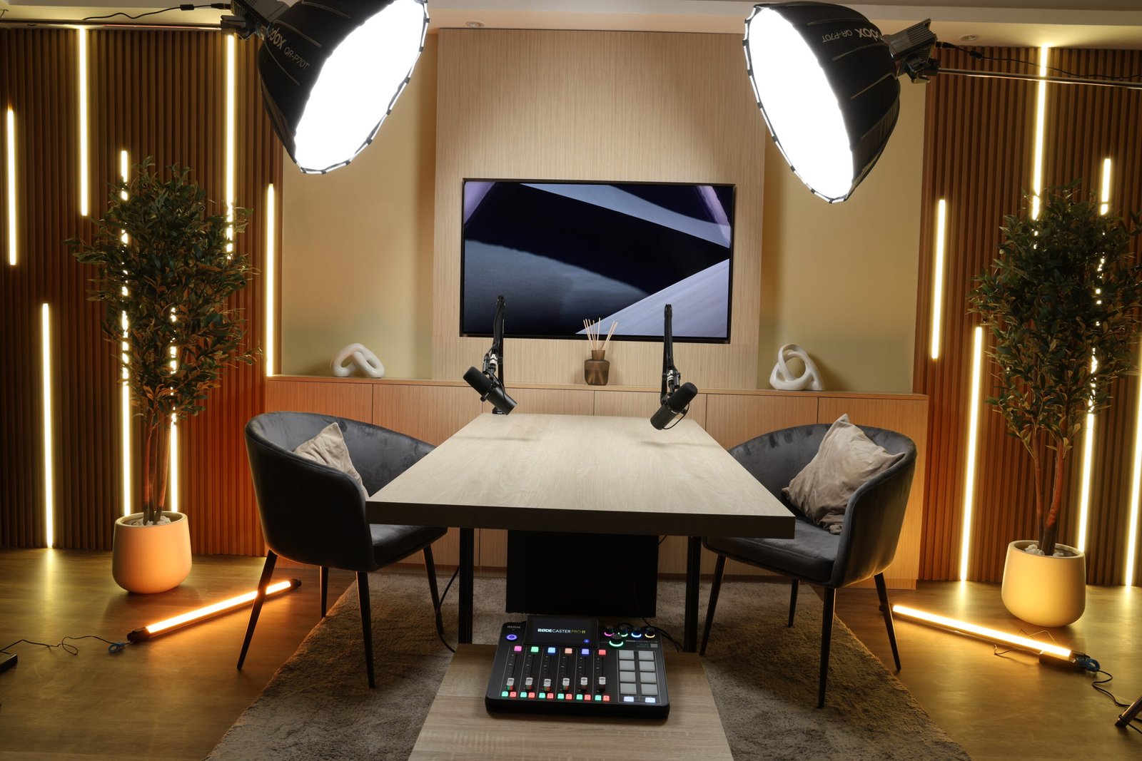 Gulf podcast studios 4 BE1A9122
