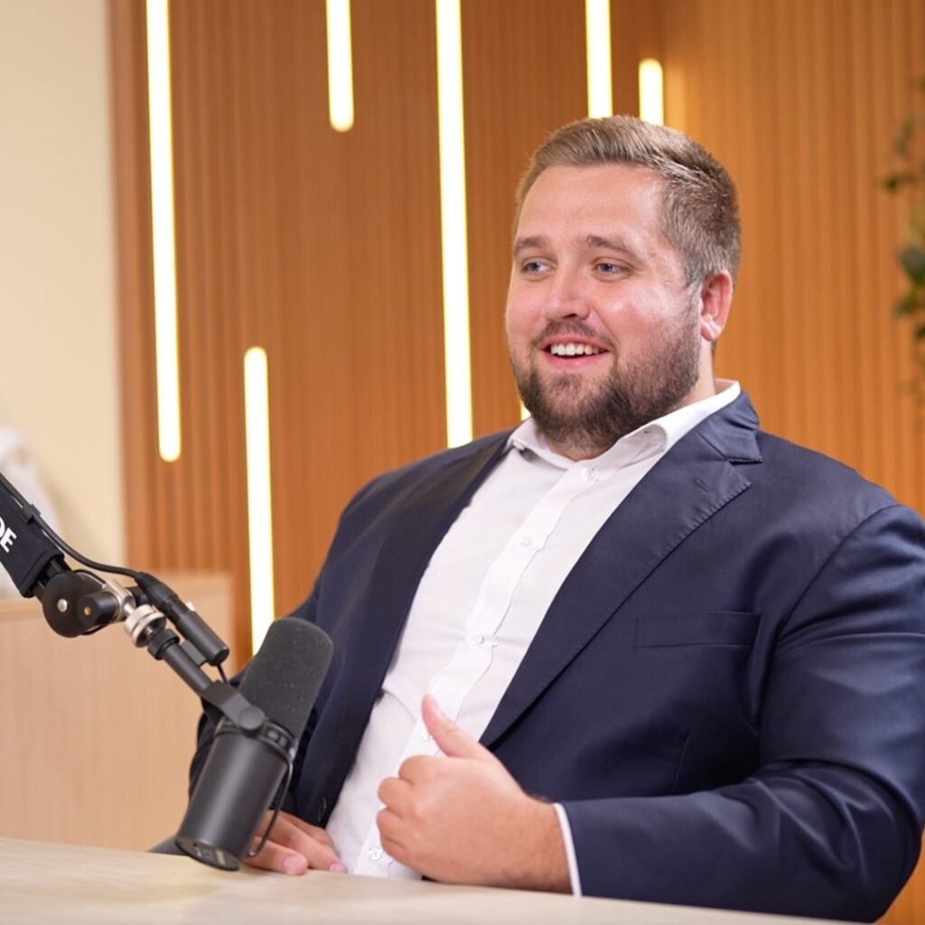 Podcasting Helps Fitness Coaches